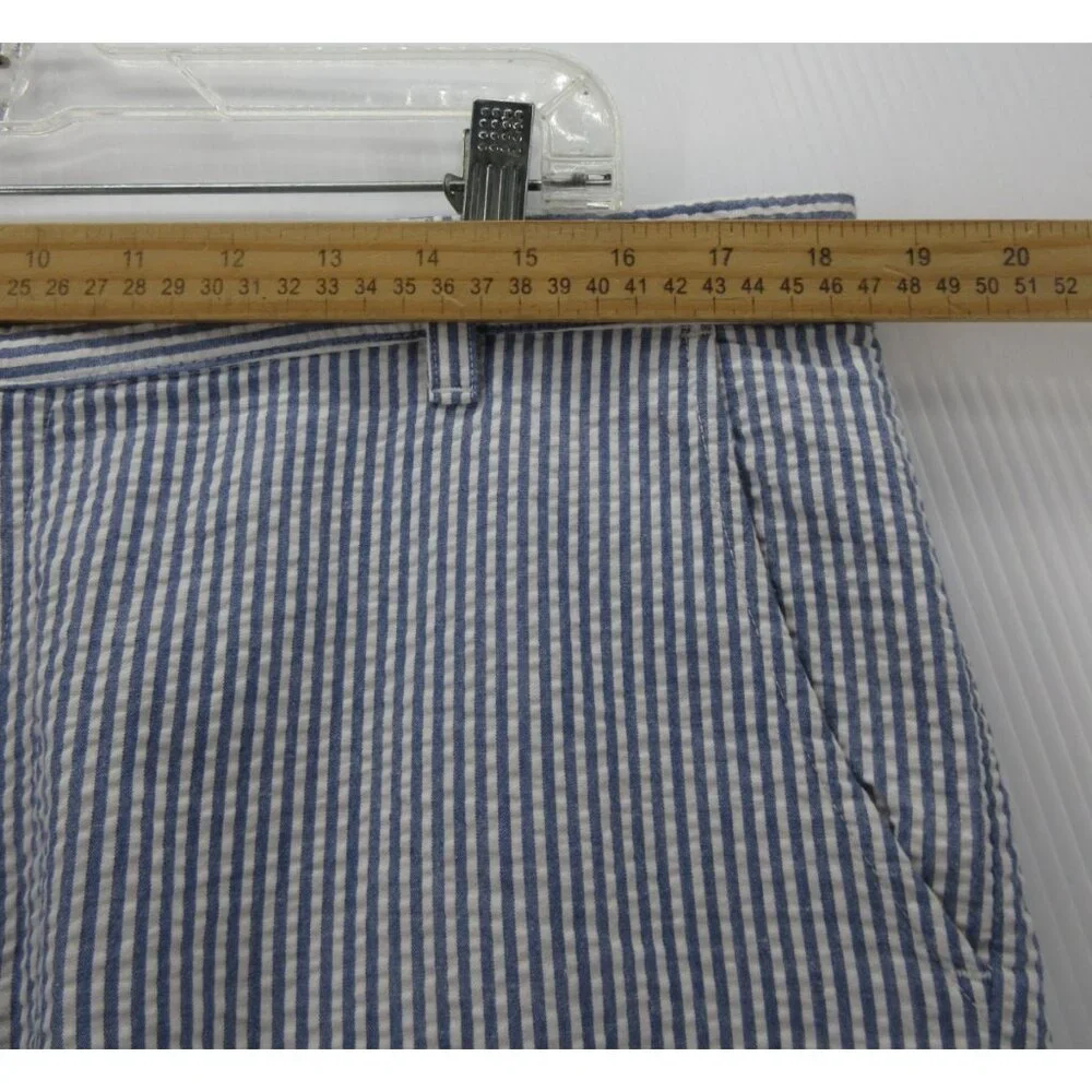 American Apparel Shorts 36 Seersucker Striped Chino Y2K Preppy Summer